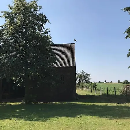 Holiday home Blick Ins Freie: Landhaus Mit Idyllischem Garten Rietz Neuendorf